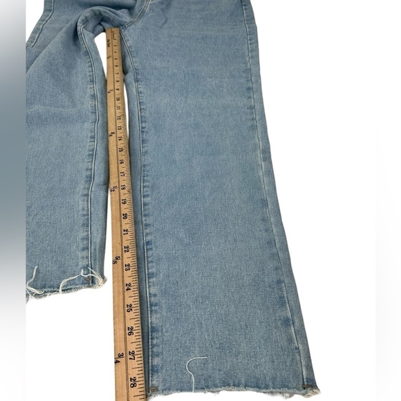 PrettyLittleThings SZ 8 High Rise Straight Leg LightWash Raw Edge Jeans Pant NEW - Picture 5 of 12